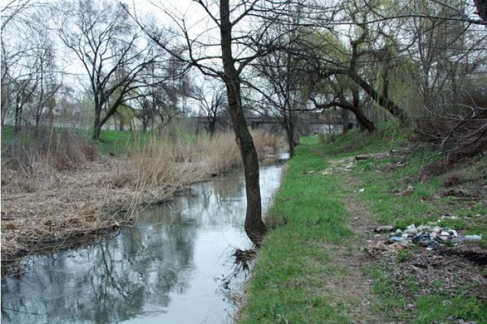 VESTE BUNĂ: Guvernul român va oferi un grant de 10 mln de euro pentru curățarea și amenajarea albiei râului Bâc