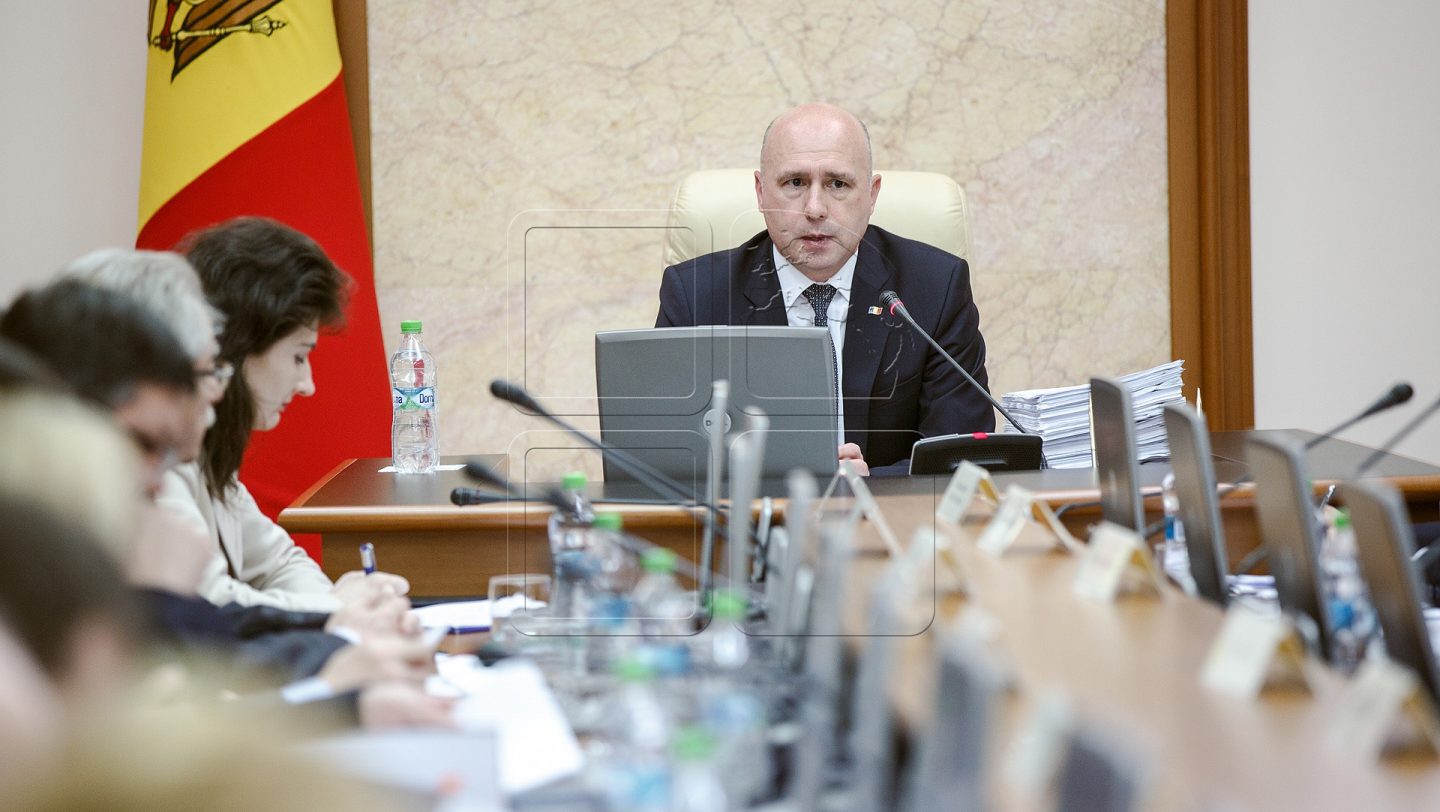Pavel Filip susține că partidele parlamentare de opoziție PAS, Platforma DA, PRO Moldova și ȘOR au un staff comun
