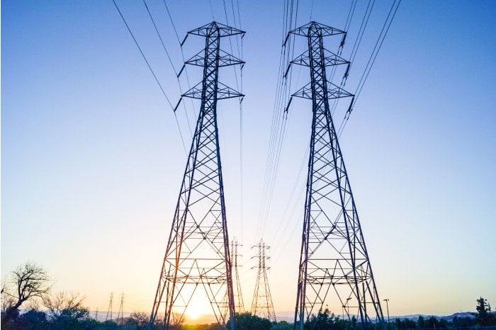 IMPORTANT: Guvernul a aprobat Regulamentul privind situațiile excepționale pe piața energiei electrice