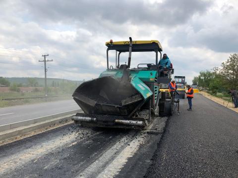 IMPORTANT: Reparația drumului național R1: Chișinău-Ungheni-Sculeni în plină desfășurare