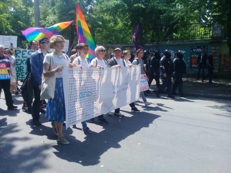Circa 20 000 000 lei, cheltuiți pentru marșul „Sunt ok”, organizat de comunitatea LGBT