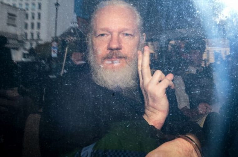 WikiLeaks: Condamnarea în cazul Assange, ''şocantă şi răzbunătoare''