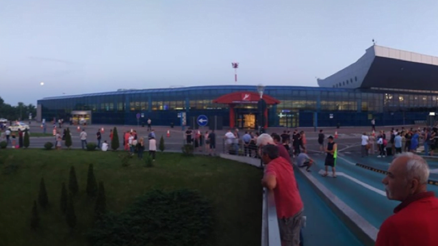 Alerta cu bombă de la Aeroportul Chişinău a fost una falsă