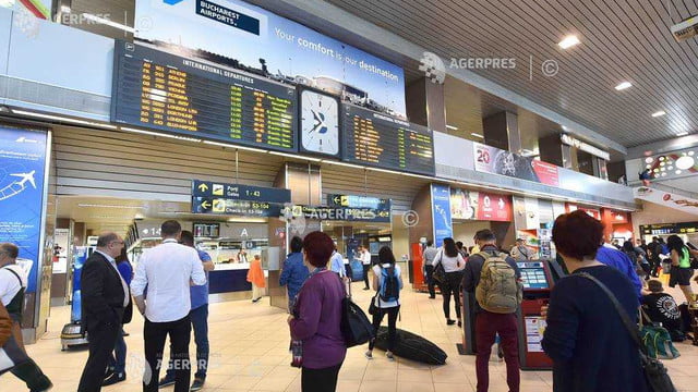 Aeroportul Otopeni va avea 6 porţi de control automat al paşapoartelor, care vor permite pasagerilor cu acte biometrice să nu mai stea la cozi