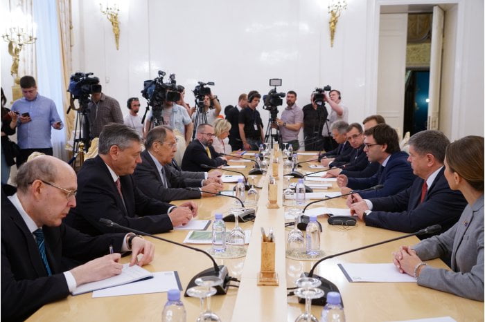 Ministrul de Externe Nicu Popescu avut o întrevedere cu omologul său rus