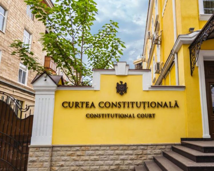 Curtea Constituţională a validat mandatele noilor deputaţi aleşi