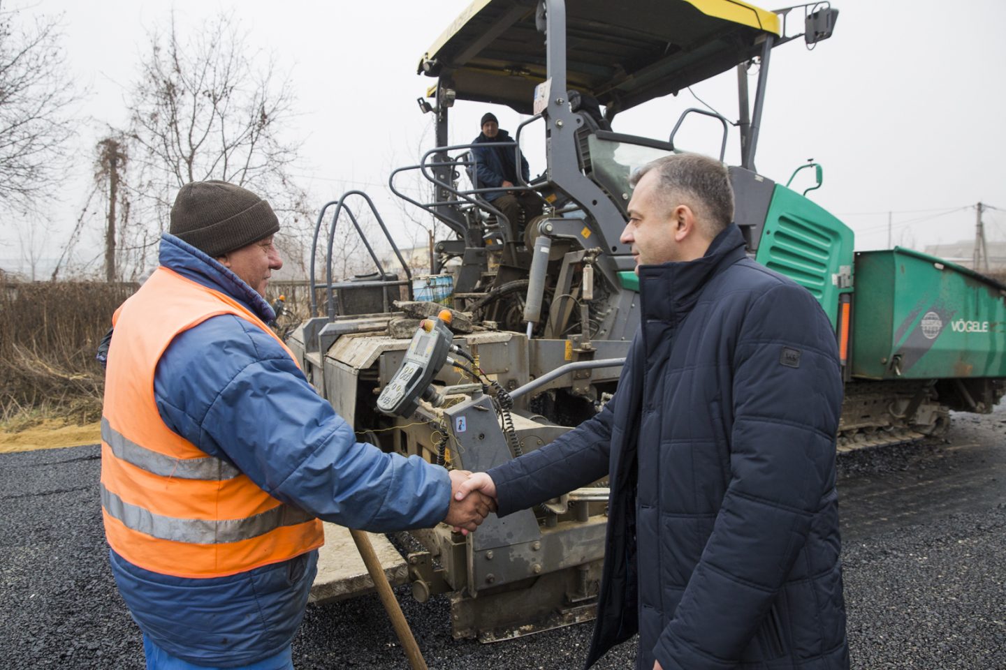 Prim-ministrul Ion Chicu a vizitat un șantier de construcție a drumului Chișinău-Ungheni-Sculeni