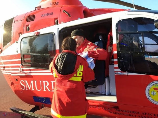 Un bebeluș născut la Chișinău, transportat cu elicopterul SMURD de urgență la București
