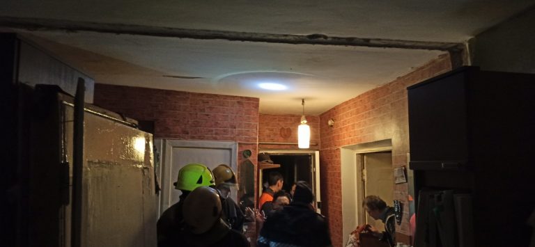 Explozie într-un apartament din sectorul Râșcani