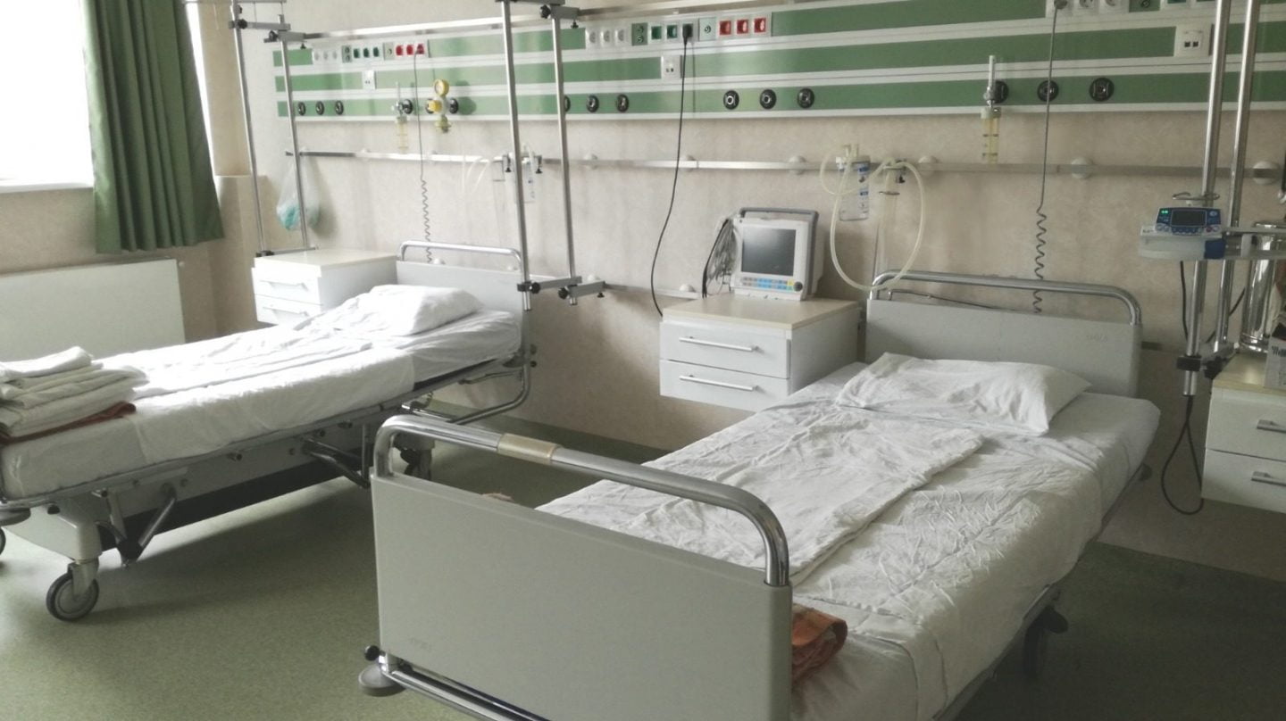 Autoritățile au activat mai multe secții cu profil COVID-19 în spitalele din țară