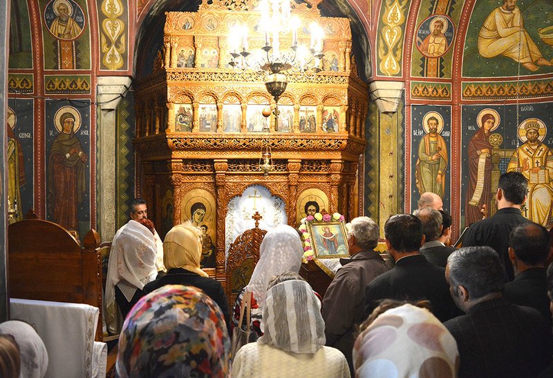 Marea majoritate a moldovenilor consideră că este foarte important să fii creștin ortodox, arată datele unui sondaj