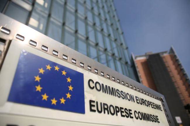 Comisia Europeană condiționează accesul la banii UE