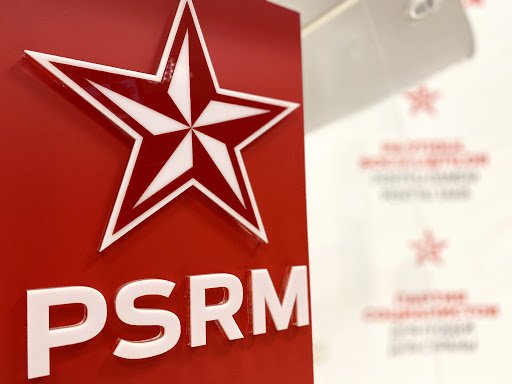 La toate etapele de dezvoltare și perfecționare a PSRM, în fruntea partidului se afla Igor Dodon, a declarat Eduard Smirnov