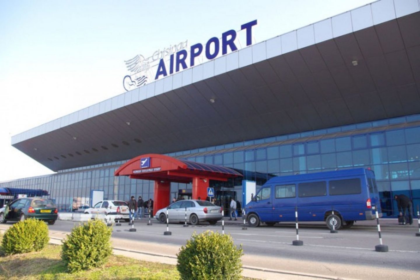 JURNAL.MD: Maia Sandu și consilierul său Veaceslav Negruță au votat PENTRU concesionarea Aeroportului în detrimentul statului