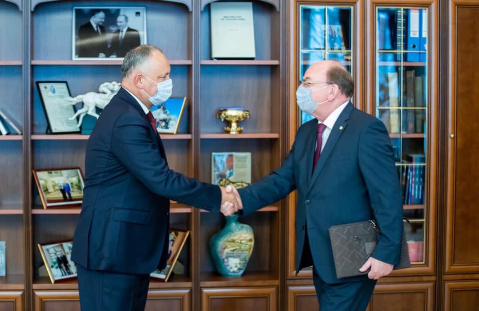 Igor Dodon a avut o întrevedere de lucru cu ambasadorul Rusiei, Oleg Vasnețov