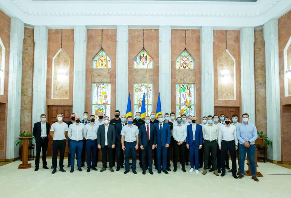 Președintele țării țării, Igor Dodon, a avut astăzi o întrevedere cu cele mai puternice echipe de volei masculin din Republica Moldova