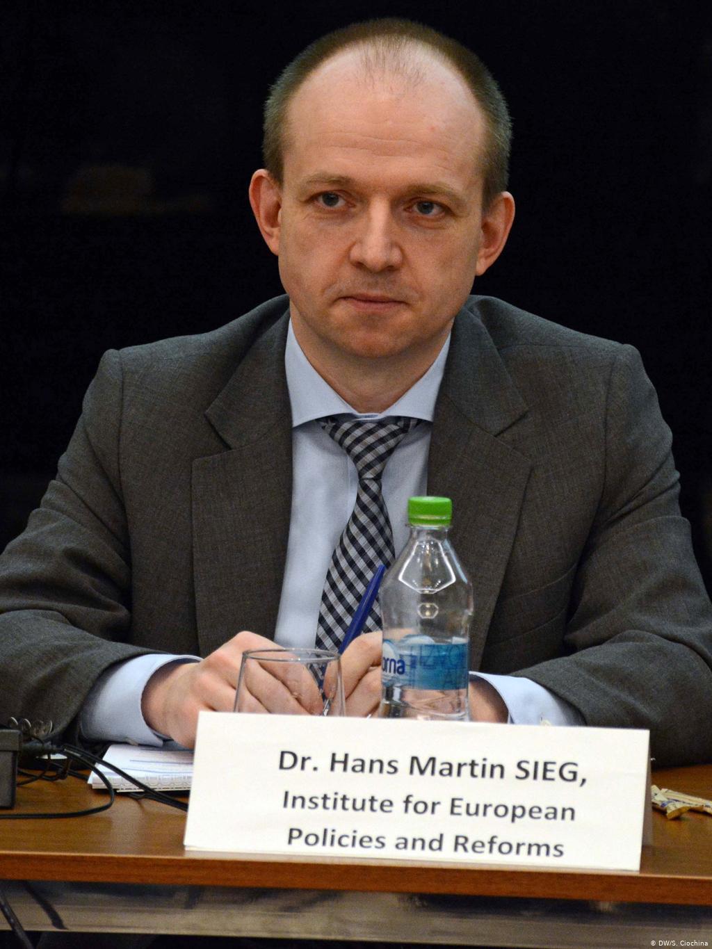 Hans Martin Sieg - un neamț, care decide acțiunile Maiei Sandu și a lui Andrei Năstase. INVESTIGAȚIE