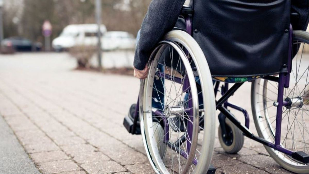 Peste 120 de mii de persoane cu dizabilități vor primi de la stat compensații majorate de aproape trei ori pentru transport