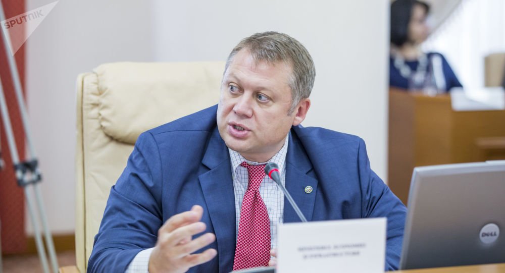 Brânzan este unul dintre cei mai integri candidați la funcția de premier, susține bloggerul Dragoș Galbur